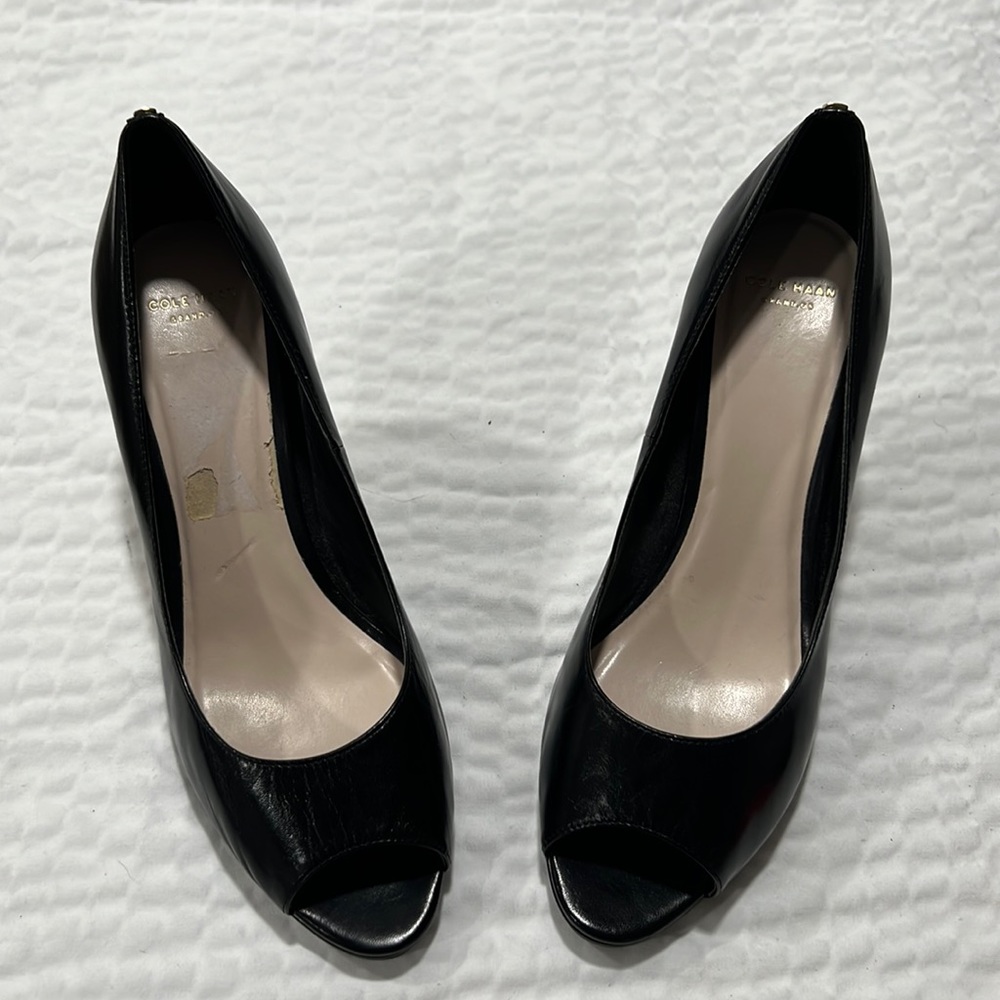 Cole Haan black peel toe heels size 9.5B